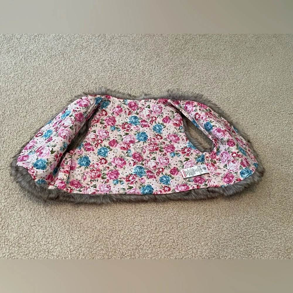 Faux Fur Vest w/ Floral Lining - Toddler - Size: Small 4